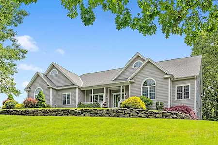 34 Dennis Leominster, MA 01453