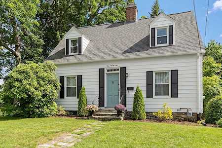 126 Francis St Worcester, MA 01606