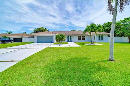 8551 Gatehouse Rd Plantation, FL 33324