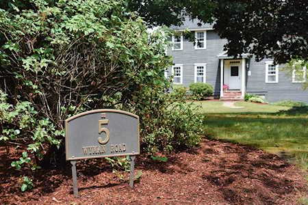 5 Wyman Rd Townsend, MA 01474