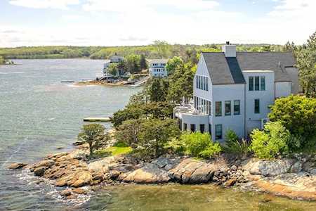 51 Lufkin Point Essex, MA 01929