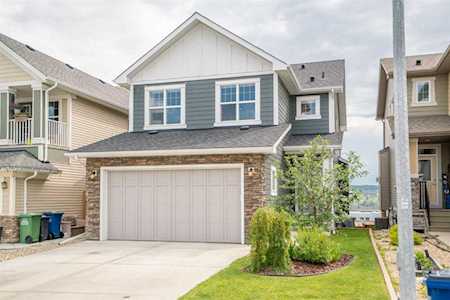 30 Heritage View Cochrane, AB T4C 0G4