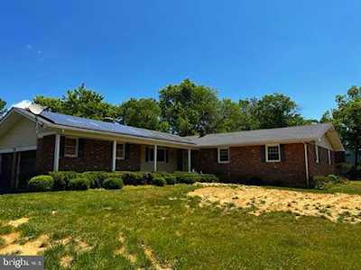 1607 Ravenswood Way Cherry Hill, NJ 08003