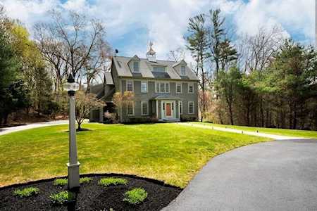 12 Canoe Club Lane Pembroke, MA 02359