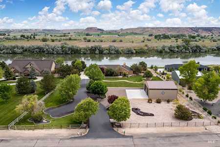 7548 River Front Drive Marsing, ID 83639