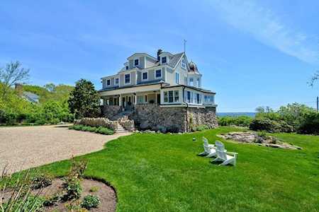108 Penzance Road Rockport, MA 01966