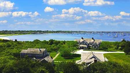 21, 22, 20 Berkeley Avenue Nantucket, MA 02554