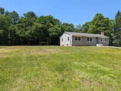 71 Osgood Rd Charlton, MA 01507