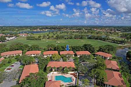 438 S Brackenwood Lane Palm Beach Gardens, FL 33418