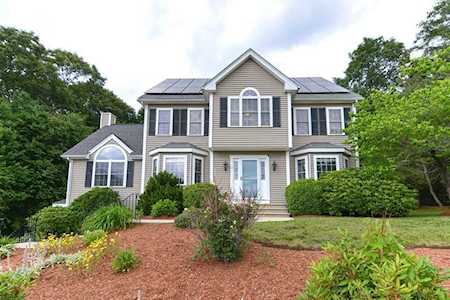 11 Forest Path Hopedale, MA 01747
