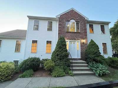 31 Hickory Lane Hudson, MA 01749