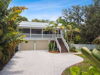 2652 44th St S Gulfport, FL 33711