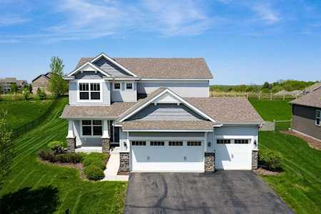 2690 Heron Lane Victoria, MN 55386