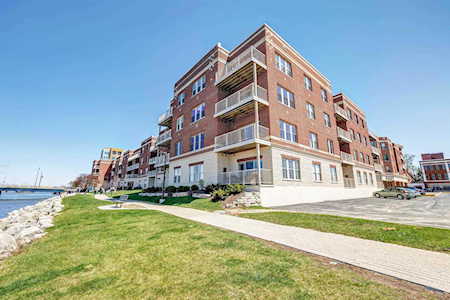118 S Washington St #219B Green Bay, City of Green Bay, WI 54301-4274