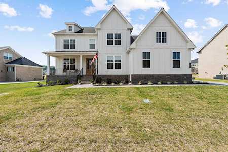7076 Fiddlers Glen Dr Arrington, TN 37014