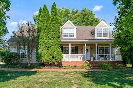 1622 Bryson Cv Thompsons Station, TN 37179