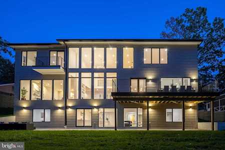 6004 Balsam Dr Mclean, VA 22101
