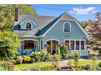 1342 SE Flavel ST Portland, OR 97202