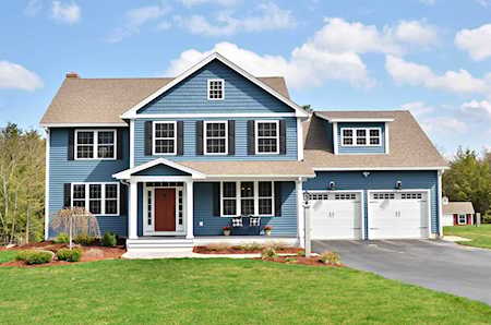64 Susan Rd New Boston, NH 03070