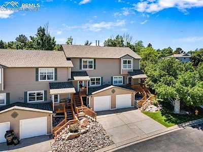 3209 Hearthridge Circle Colorado Springs, CO 80918