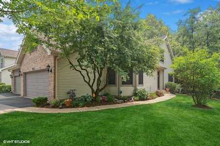 971 N Auburn Woods Dr Palatine, IL 60067