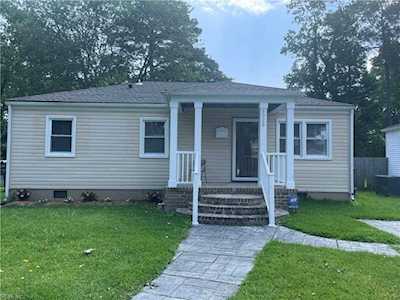8028 Ardmore Rd Norfolk, VA 23518