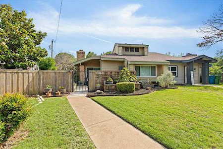 662 Harvest Hill Street Lewisville, TX 75067