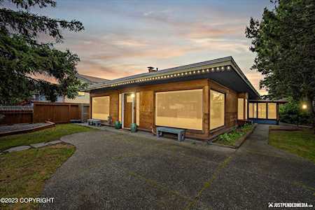 100 E Cook Ave Anchorage, AK 99501