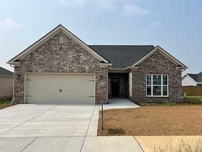 106 Donovan Ln Georgetown, KY 40324