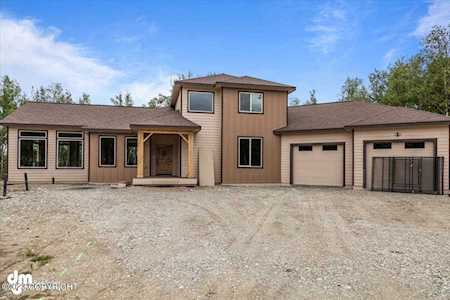 8437 E Windy Woods Dr Palmer, AK 99645