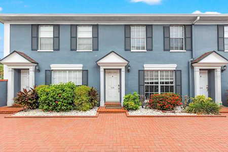 214 S Tampania Ave Tampa, FL 33609