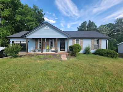 627 Walton Ferry Rd Hendersonville, TN 37075