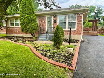 3308 Calais Dr Louisville, KY 40299