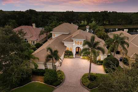 7211 Chatsworth Ct University Park, FL 34201
