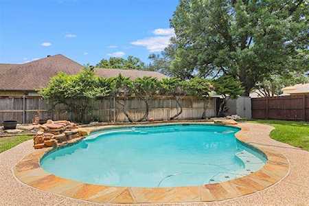 3800 Rolling Meadows Drive Bedford, TX 76021