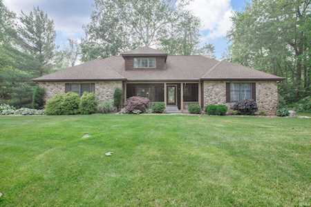 21061 Quiet Ridge Court South Bend, IN 46614
