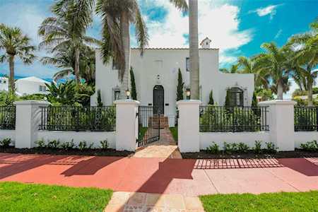 76 S Washington Dr Sarasota, FL 34236