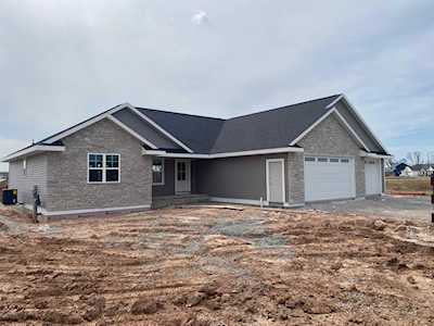 1164 Applewood Dr De Pere, Town of Lawrence, WI 54115