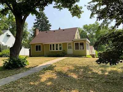 1928 Adolphus Street Maplewood, MN 55117