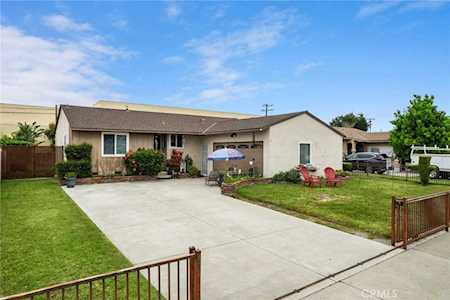 901 W Baker Ave Fullerton, CA 92832