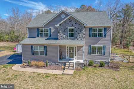 285 Hunters Run Blvd. Felton, DE 19943