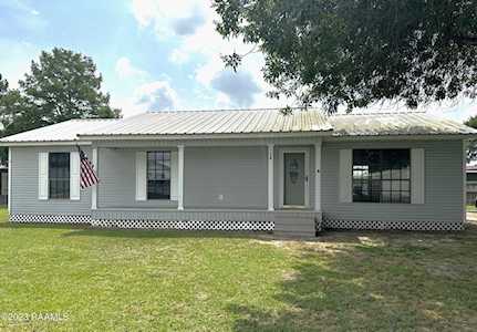 124 Doris Godet Drive Port Barre, LA 70577