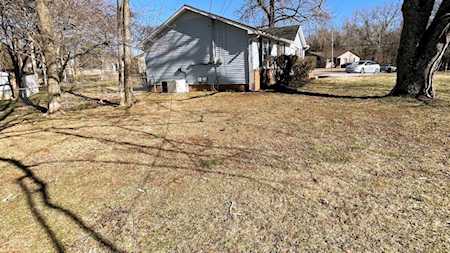 1480 Nichols Dr Clarksville, TN 37042