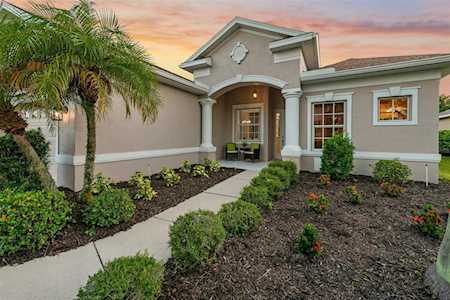 232 Dahlia Ct Bradenton, FL 34212