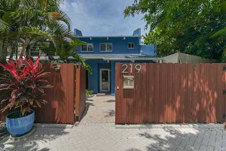 219 NE 17th Avenue Fort Lauderdale, FL 33301