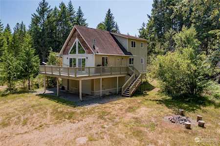 483 N Suncrest Dr Hoodsport, WA 98548