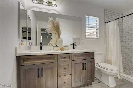 10731 Azure Ocean Ave Las Vegas, NV 89166