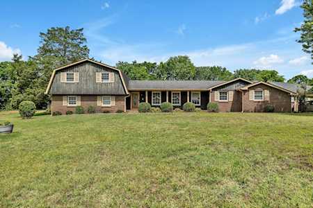110 Highlander Dr Hendersonville, TN 37075