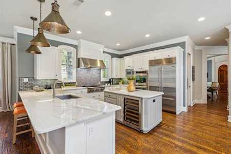 910 Parkview Lane Southlake, TX 76092