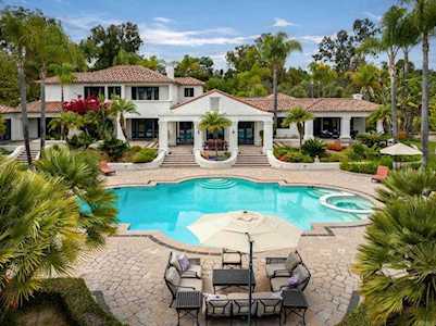 5921 Via De La Cumbre Rancho Santa Fe, CA 92067